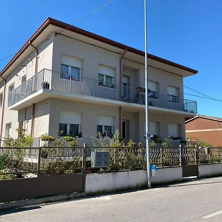Zevio Home Apartment *